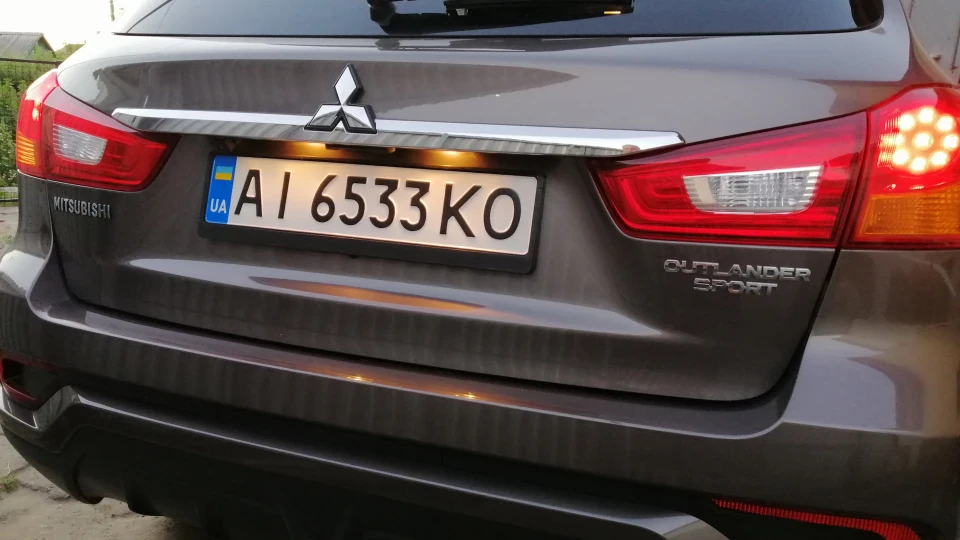 Mitsubishi ASX Коричневий металік 2.0 3