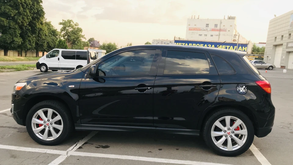 Mitsubishi ASX Outlander Sport 2