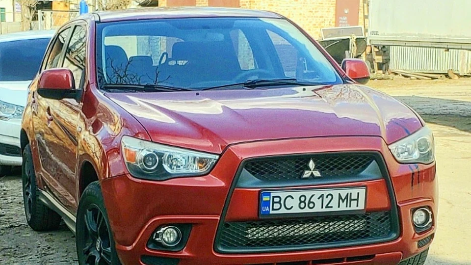 Mitsubishi ASX Високий хетч 4
