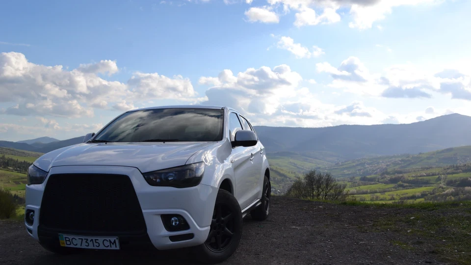 Mitsubishi ASX "White Horse" 3