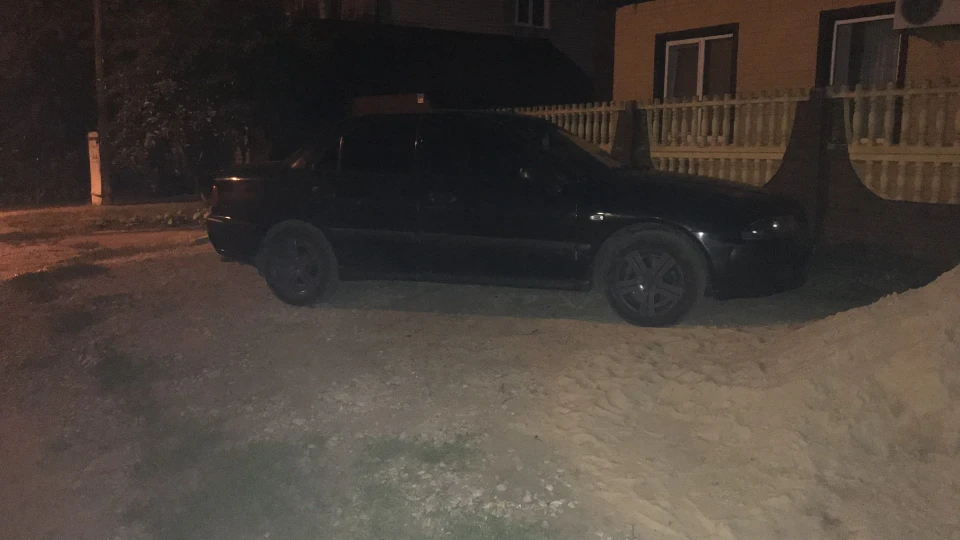 Mitsubishi Carisma 5