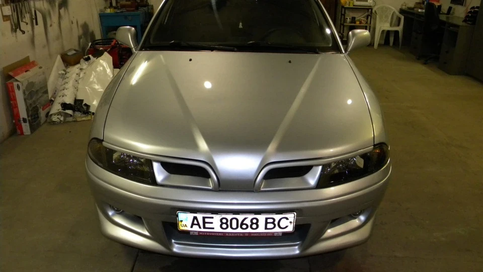 Mitsubishi Carisma 2