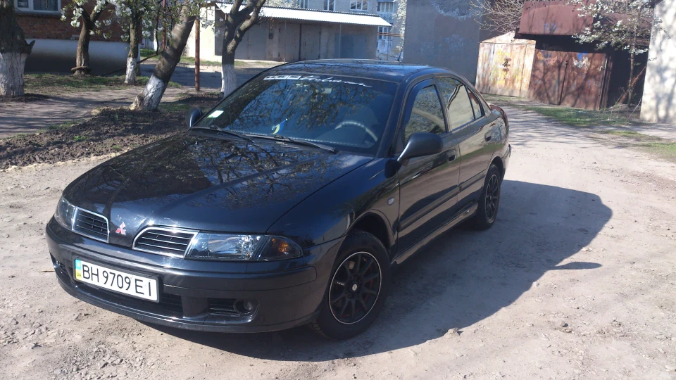 Mitsubishi Carisma