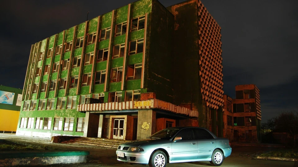 Mitsubishi Carisma 2