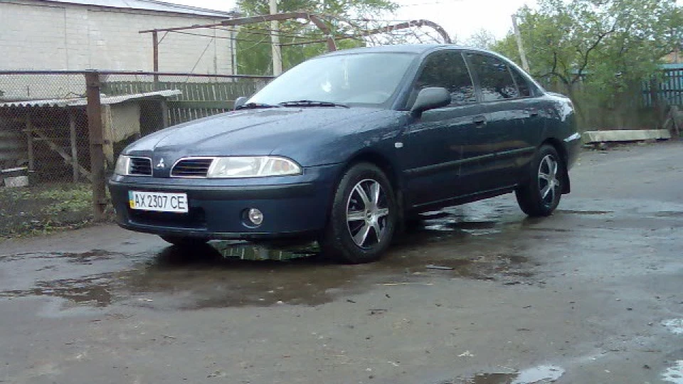 Mitsubishi Carisma
