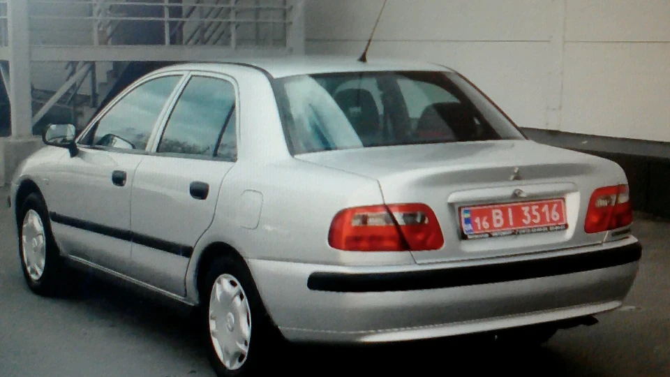 Mitsubishi Carisma