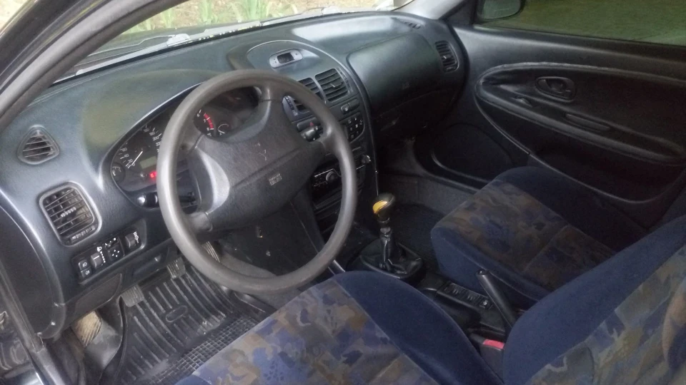 Mitsubishi Carisma 2
