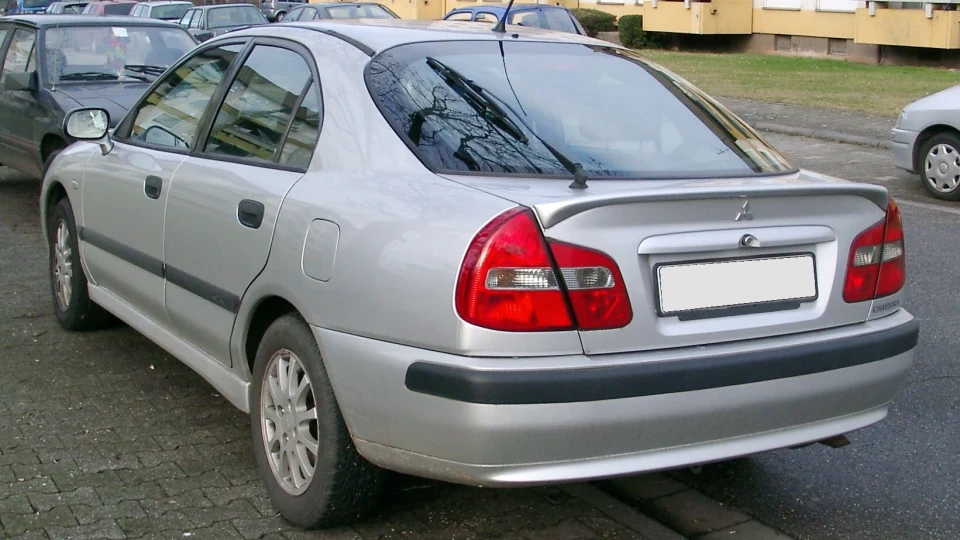 Mitsubishi Carisma