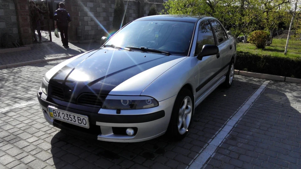 Mitsubishi Carisma 2