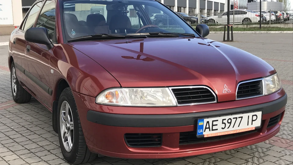 Mitsubishi Carisma 1.6 Classic механіка 4