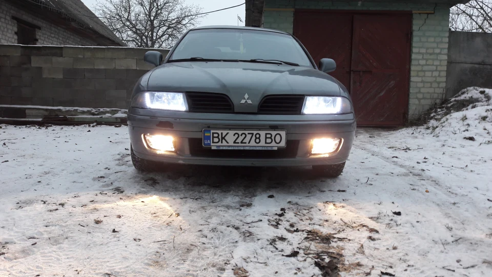 Mitsubishi Carisma 1.6 2