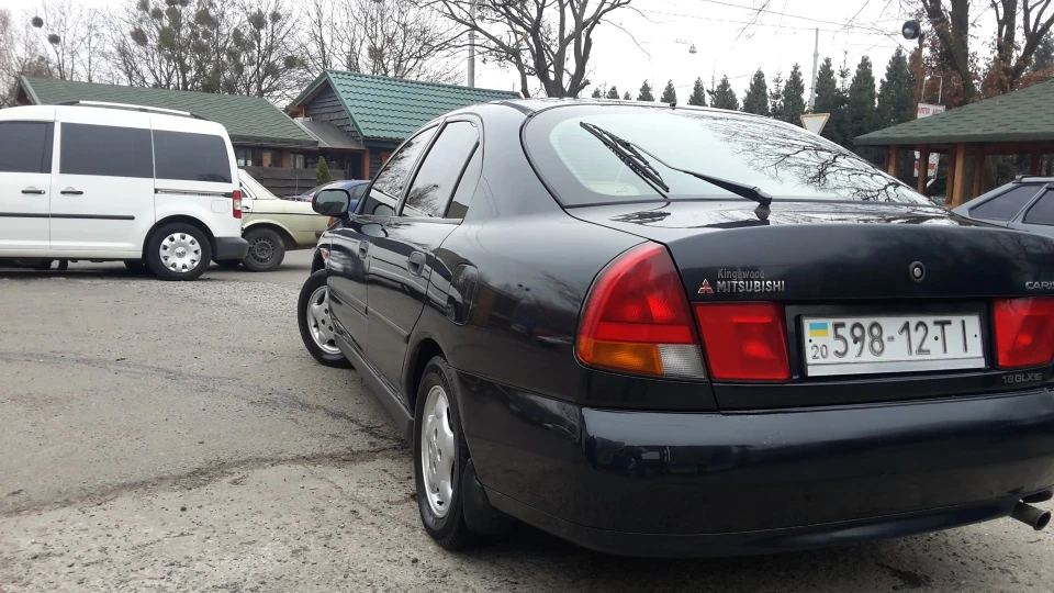 Mitsubishi Carisma 1.6 2