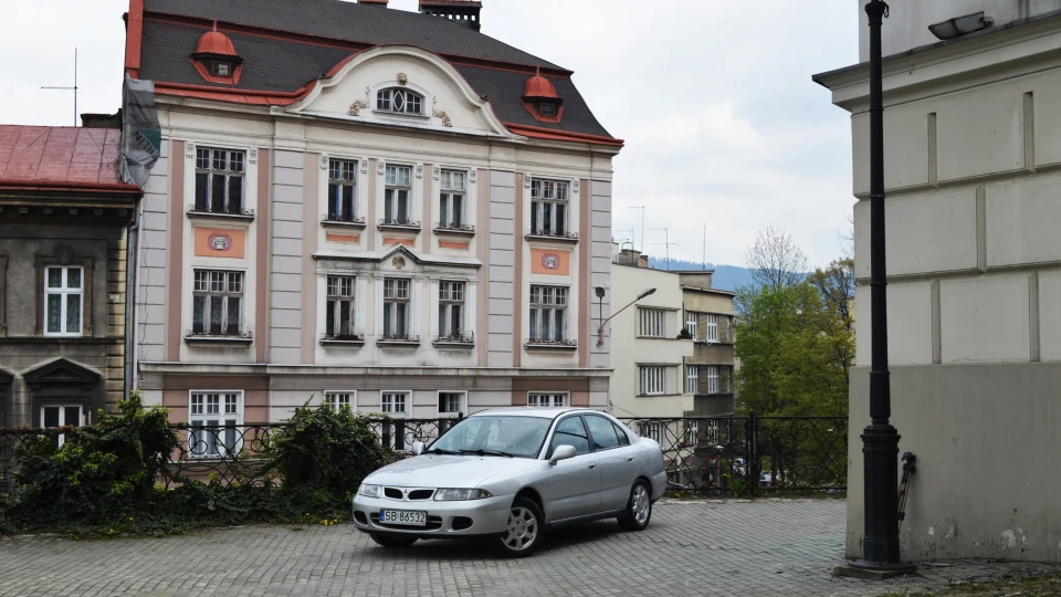 Mitsubishi Carisma 1.8 16v + LPG 3