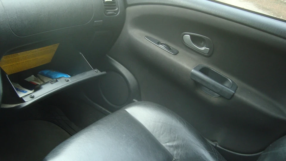 Mitsubishi Carisma 1.8 GDI 5