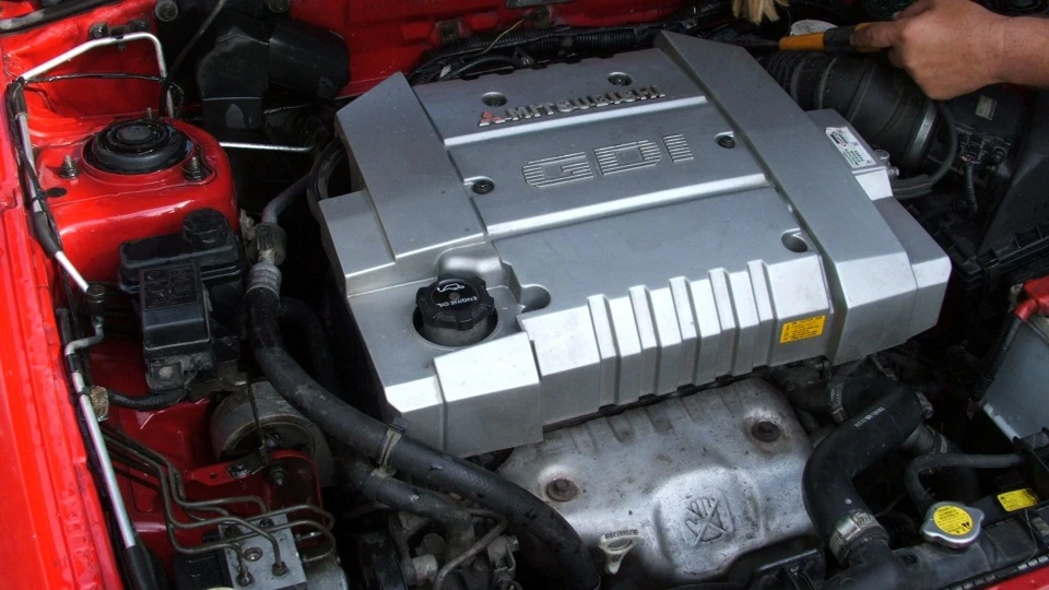 Mitsubishi Carisma 1.8 GDI 5
