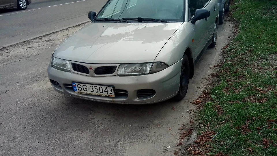 Mitsubishi Carisma 1800 3