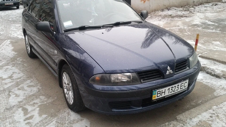 Mitsubishi Carisma CARISMAтичний GDIаєць 3