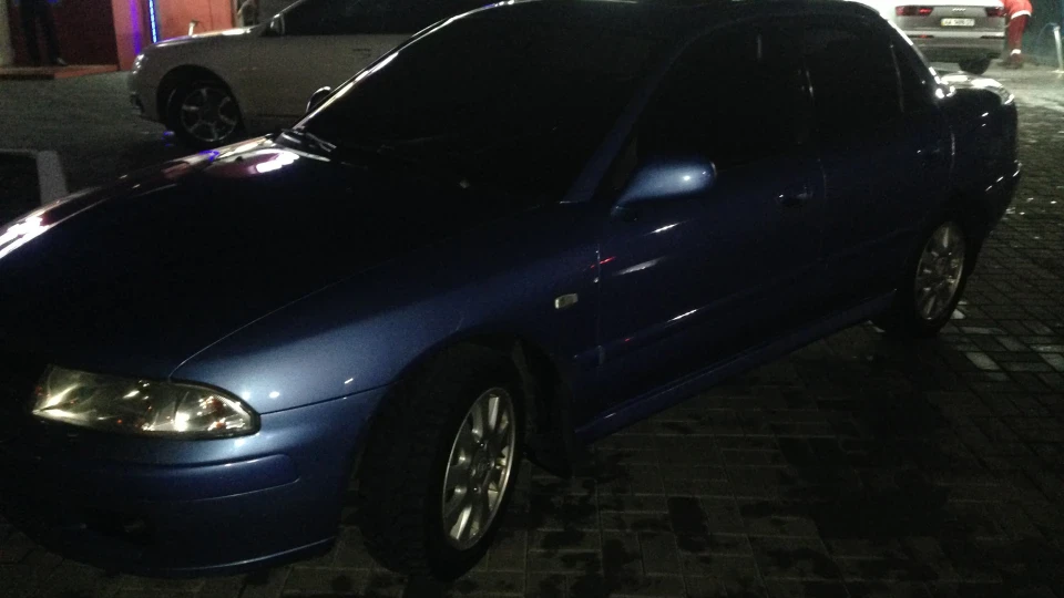 Mitsubishi Carisma GDI