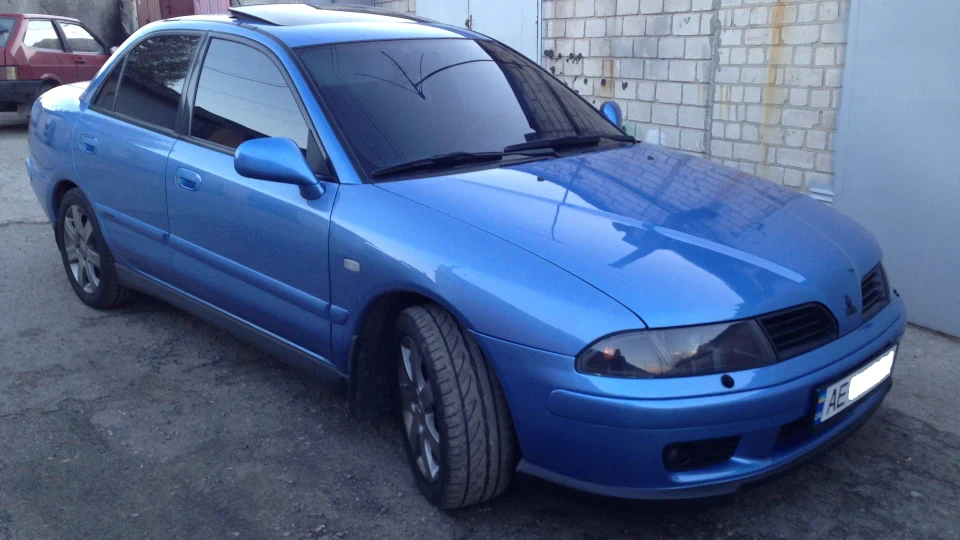 Mitsubishi Carisma GDI 5
