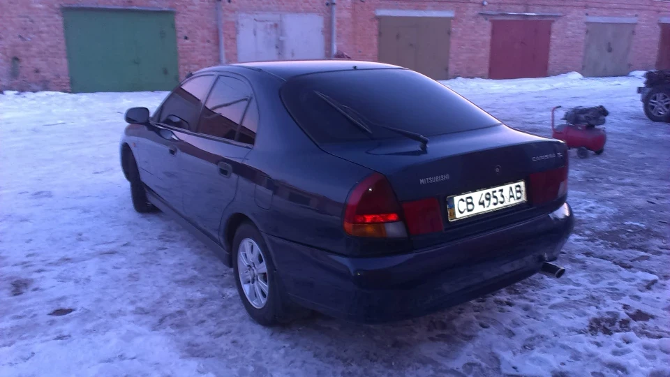 Mitsubishi Carisma каря 3