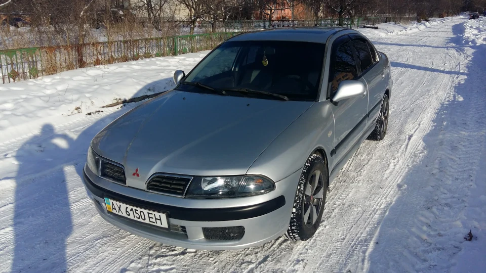 Mitsubishi Carisma Ракета 2