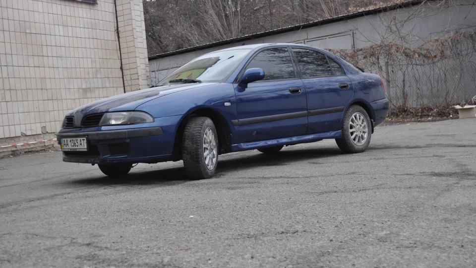 Mitsubishi Carisma Riv'era 5