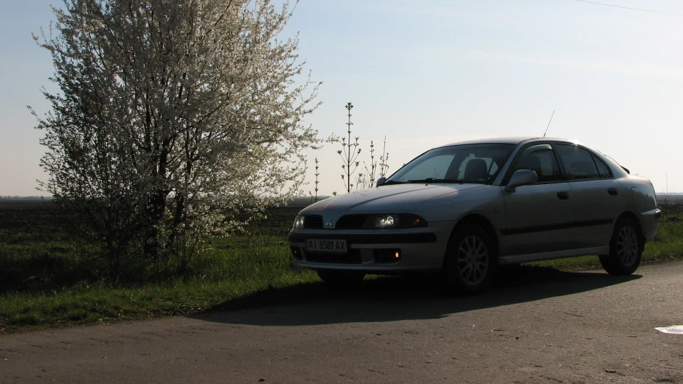 Mitsubishi Carisma Рубінка 2