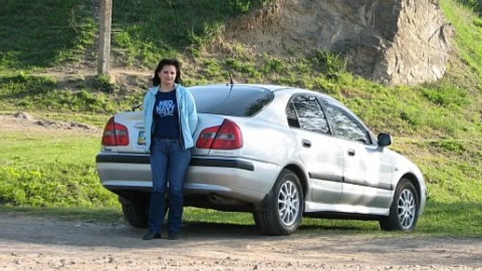 Mitsubishi Carisma Рубінка 5