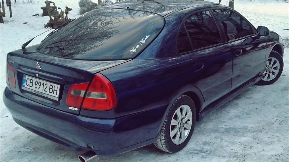 Mitsubishi Carisma Вершка 2