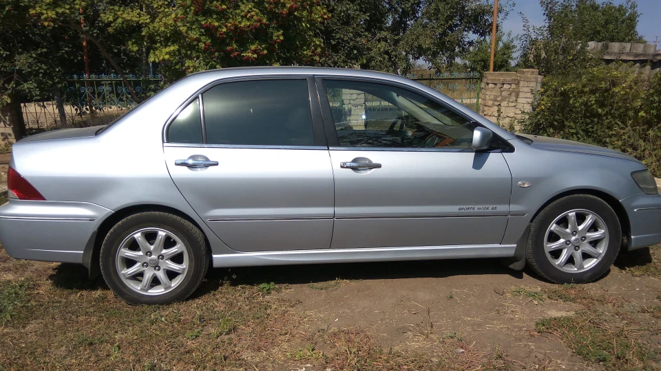 Mitsubishi Cedia Virage 2