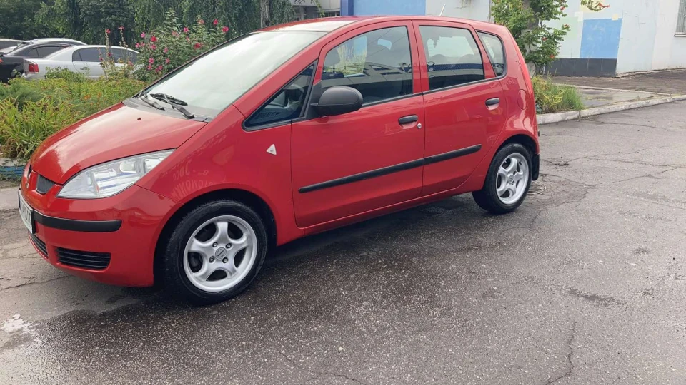 Mitsubishi Colt 2