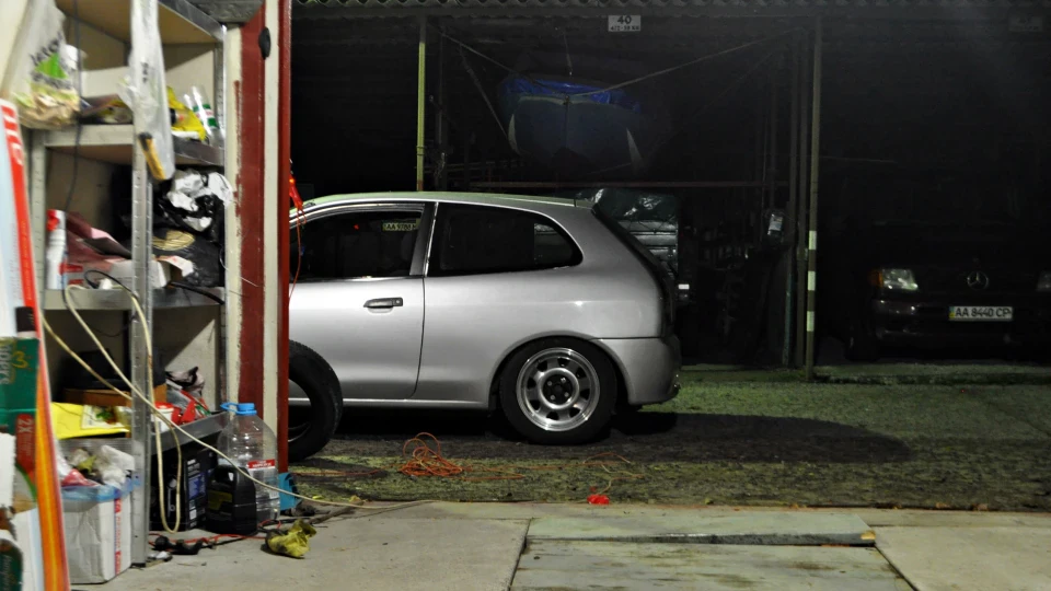 Mitsubishi Colt 5