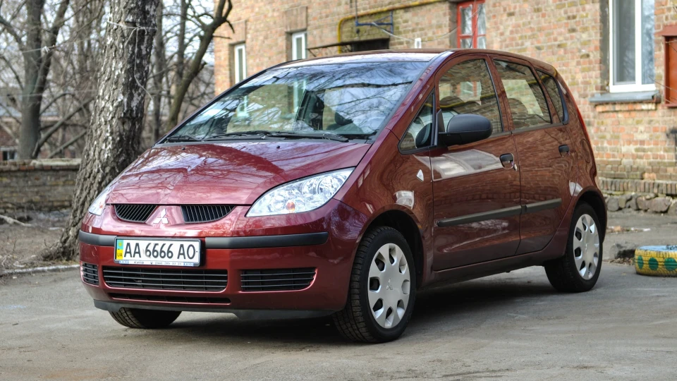 Mitsubishi Colt