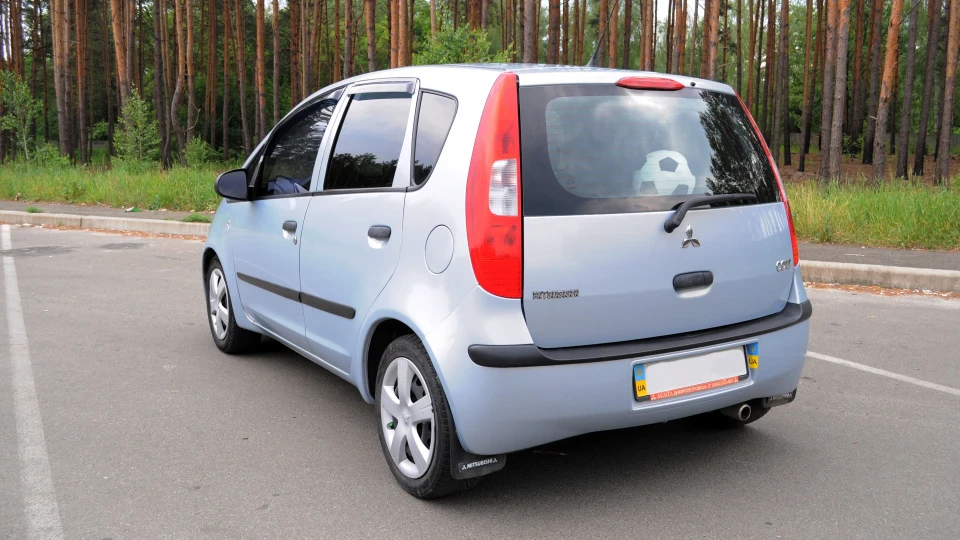 Mitsubishi Colt 3