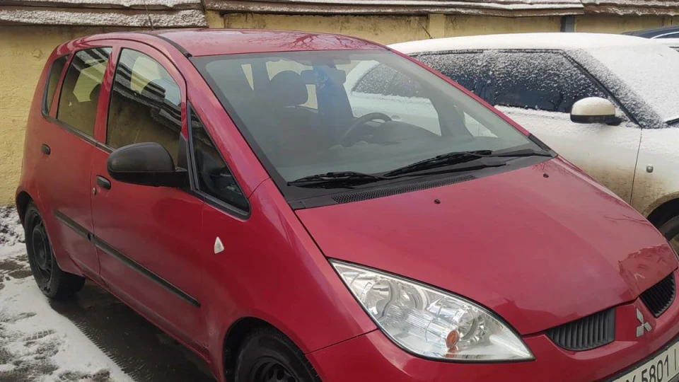 Mitsubishi Colt 2