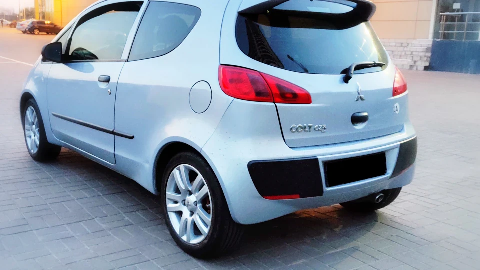 Mitsubishi Colt 3