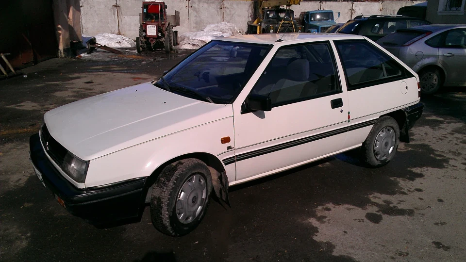 Mitsubishi Colt 1.6 GL