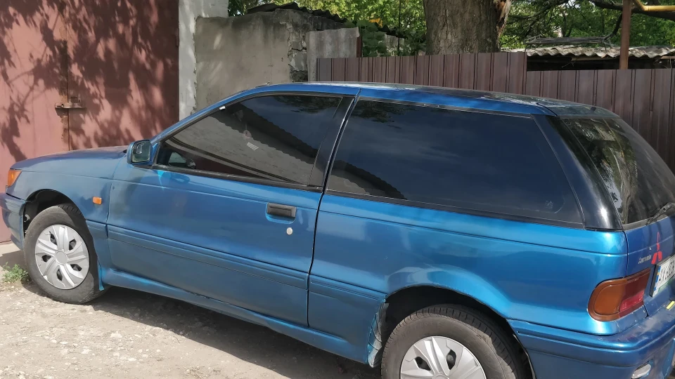 Mitsubishi Colt Аквамарин 460 2