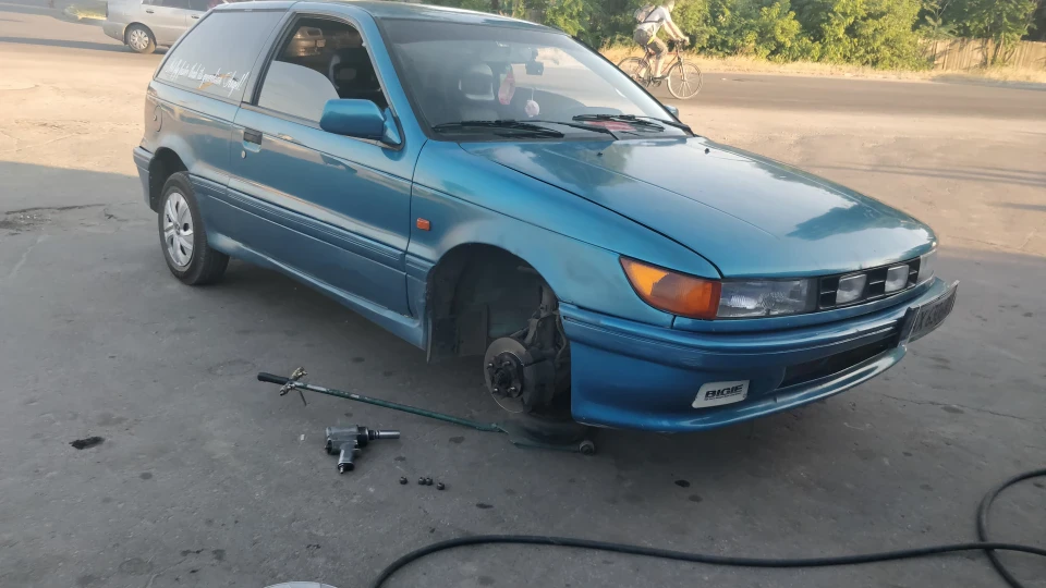 Mitsubishi Colt Аквамарин 460 5