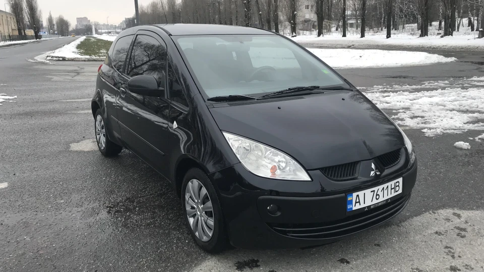 Mitsubishi Colt Coupe CZ3 2