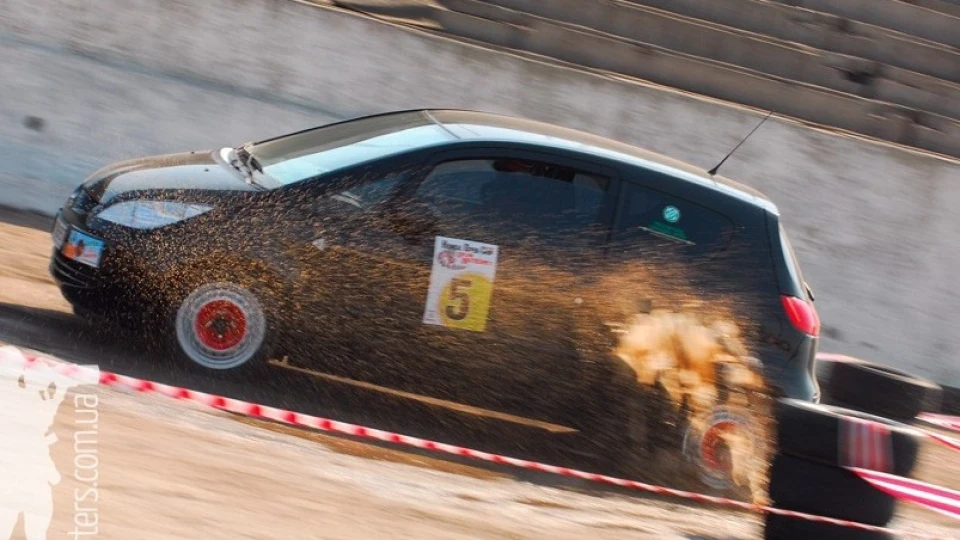 Mitsubishi Colt CZ3 3