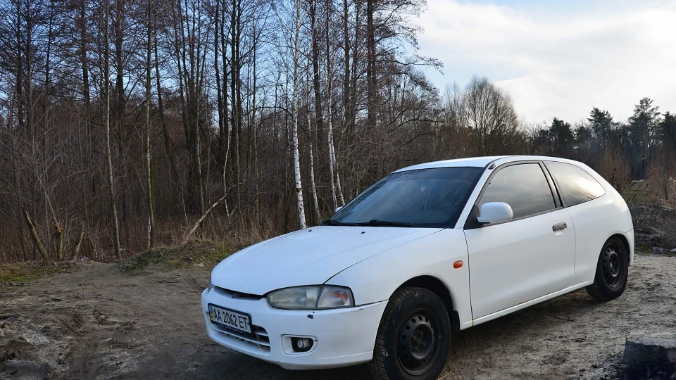 Mitsubishi Colt Daily cat 3