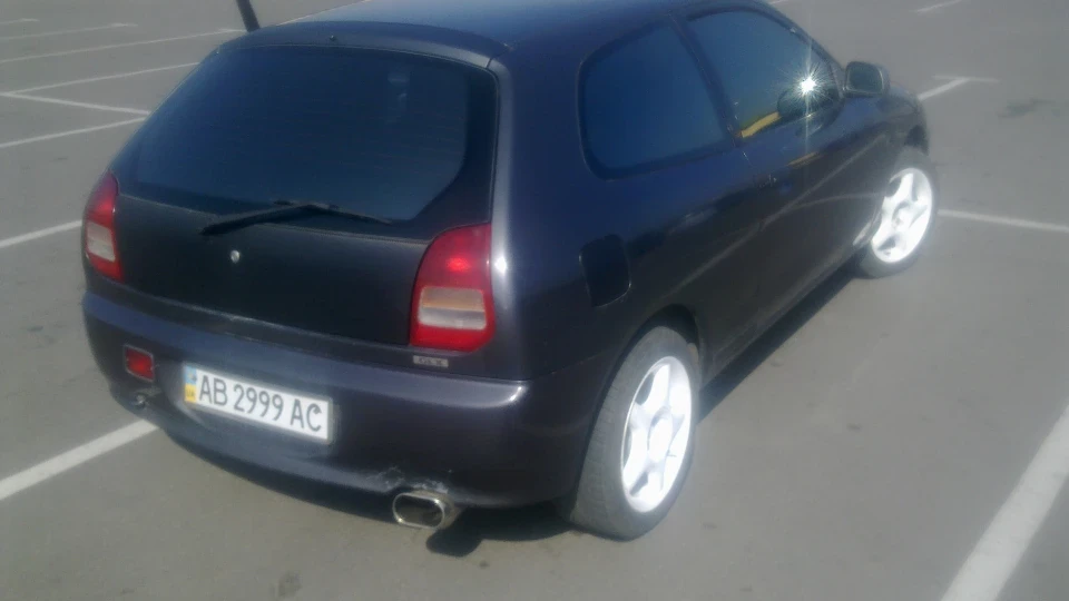Mitsubishi Colt GLX (8)