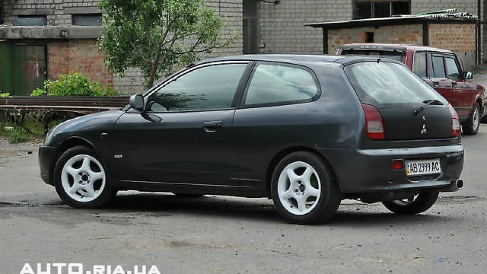 Mitsubishi Colt GLX (8) 4