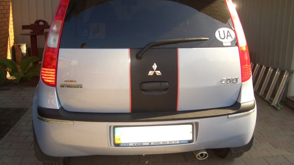 Mitsubishi Colt Блакитний металік, робот 2