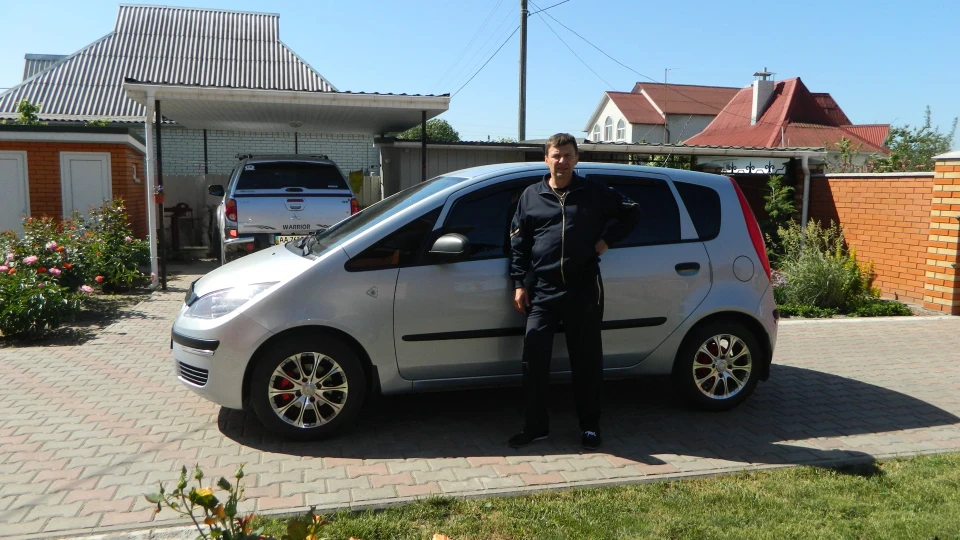 Mitsubishi Colt Блакитний металік, робот 5