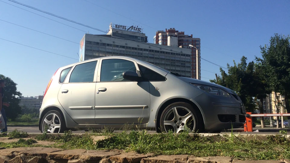 Mitsubishi Colt Гончий Барсук 4