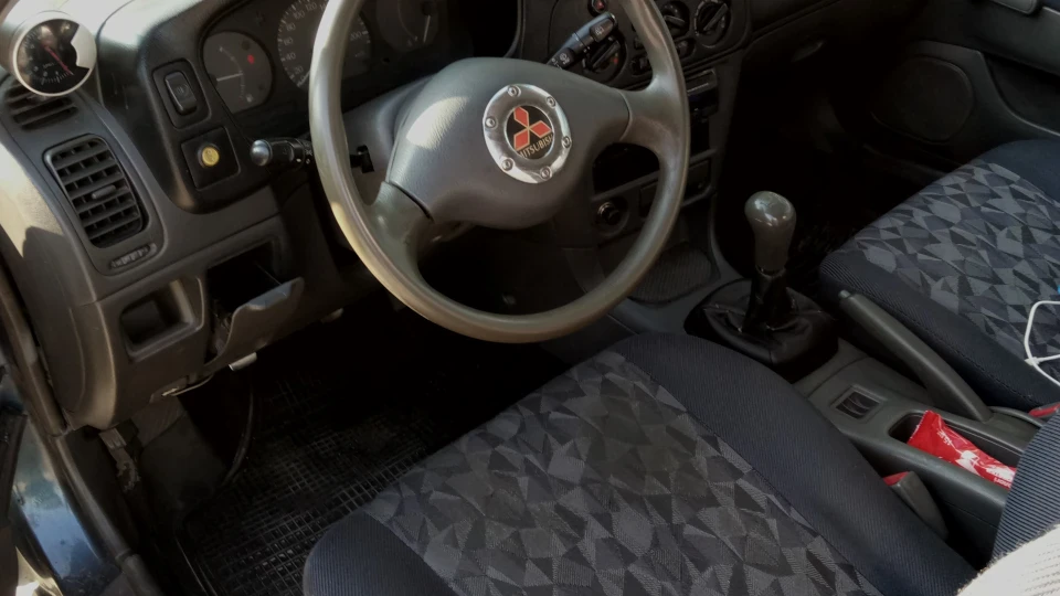 Mitsubishi Colt Кольтелло 3