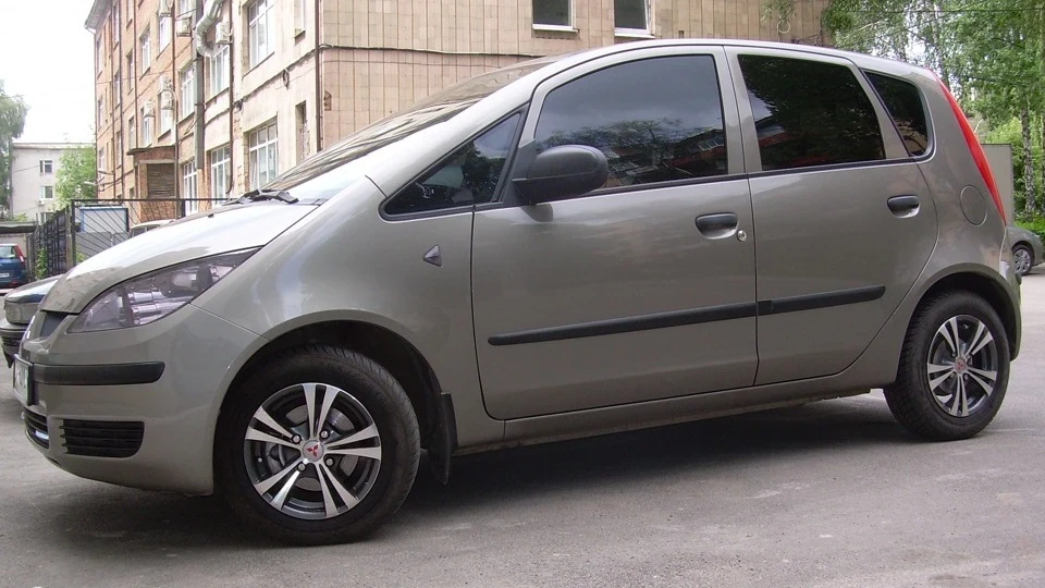 Mitsubishi Colt Кольтяра-запалювала 2