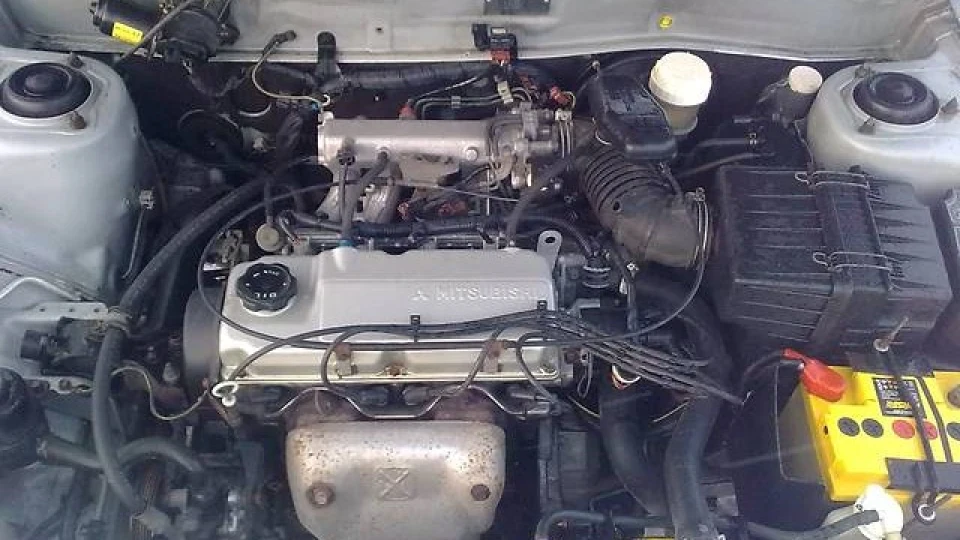 Mitsubishi Colt ( No comments)) ) 5